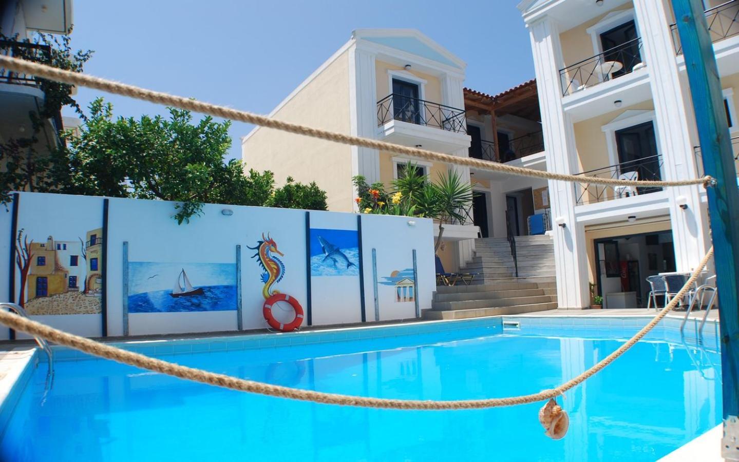 In Agiapelagia For 3 Pers - Crete